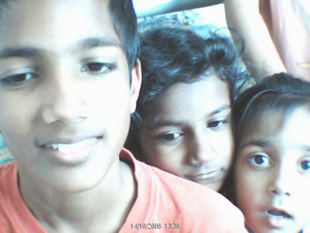 c moi avec mes soeurs
